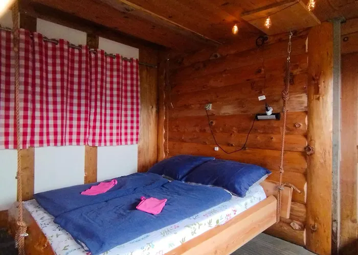 Feriegård Haengebett Im Stall *