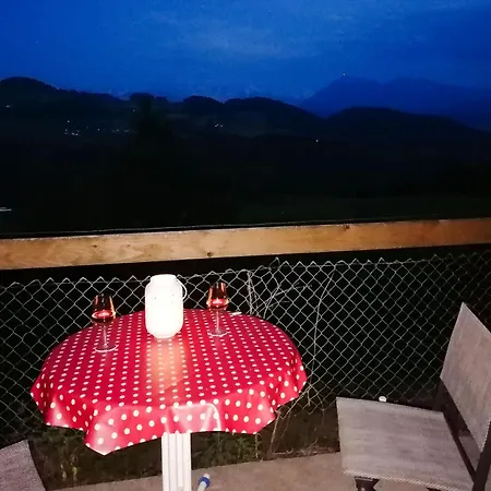 Haengebett Im Stall Séjour à la ferme Fahrni