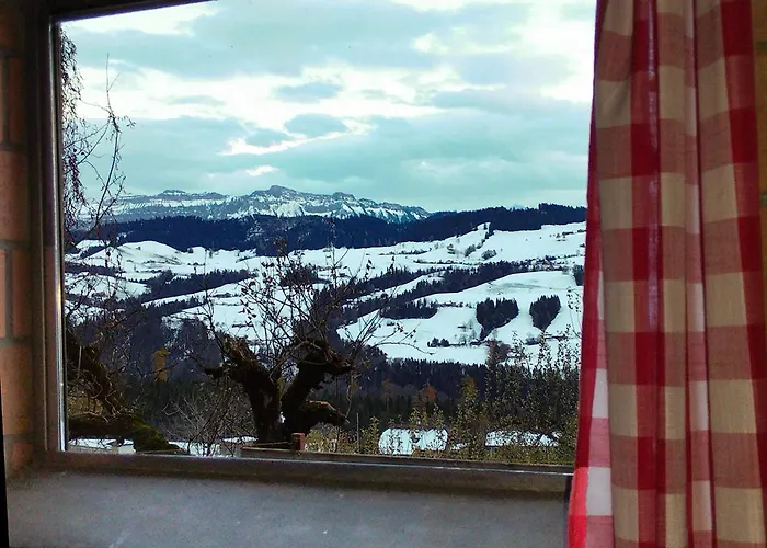 Haengebett Im Stall בית חווה Fahrni